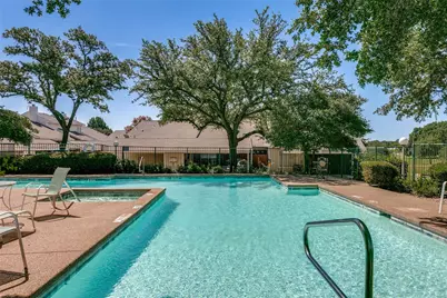 831 Creekside Drive, Lewisville, TX 75067 - Photo 35
