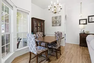 729 Bent Tree Ct, Hurst, TX 76054 - Photo 9