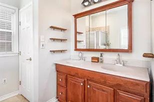 8915 Diceman Dr, Dallas, TX 75218 - Photo 11
