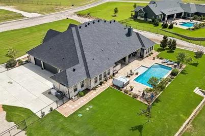 1025 High Point Street, Weatherford, TX 76087 - Photo 5