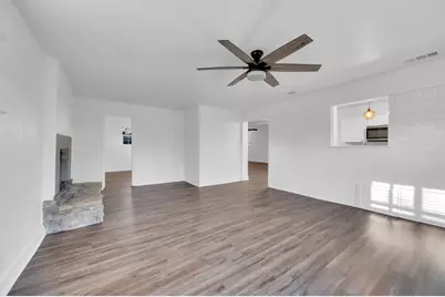 512 Virginia Avenue, Waxahachie, TX 75165 - Photo 3