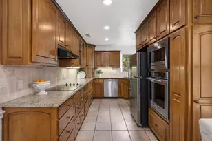 6709 Johns Ct, Arlington, TX 76016 - Photo 11