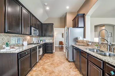 619 Louder Way, Fate, TX 75087 - Photo 9