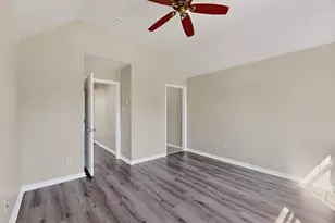 404 Broken Sword Dr, Lewisville, TX 75056 - Photo 25