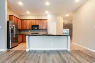 2240 Sparrow Hawk Ct, Grand Prairie, TX 75052 - Photo 11