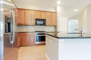 2240 Sparrow Hawk Ct, Grand Prairie, TX 75052 - Photo 13