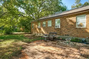 1018 Denton St, Denton, TX 76201 - Photo 9