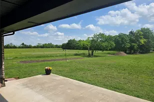 101 E Whitewright Rd, Savoy, TX 75479 - Photo 19