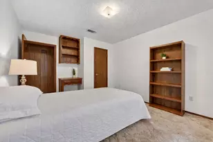 8330 Jerrie Jo Dr, North Richland Hills, TX 76180 - Photo 23
