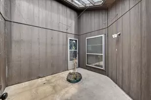 8330 Jerrie Jo Dr, North Richland Hills, TX 76180 - Photo 29