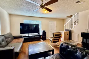 2620 Bolivar St, Denton, TX 76201 - Photo 3