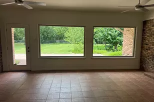 1601 Skyline Dr, Sherman, TX 75092 - Photo 9