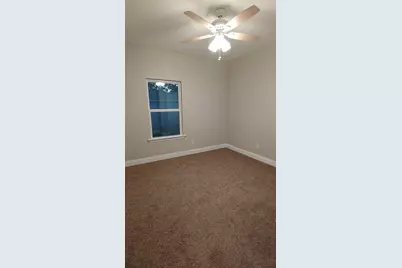 1012 E Oak Street, Denton, TX 76205 - Photo 17