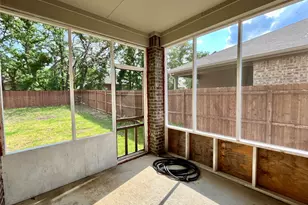 2304 Lattimore St, Denton, TX 76209 - Photo 23