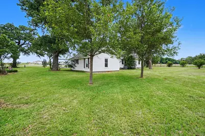 11015 State Highway 171, Covington, TX 76636 - Photo 29