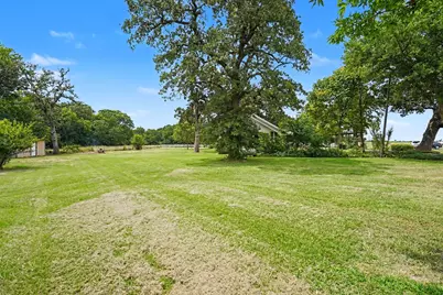 11015 State Highway 171, Covington, TX 76636 - Photo 33