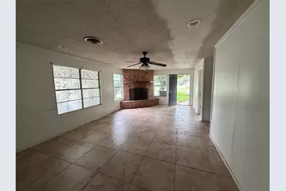 2604 Pinoak Street, Granbury, TX 76048 - Photo 7