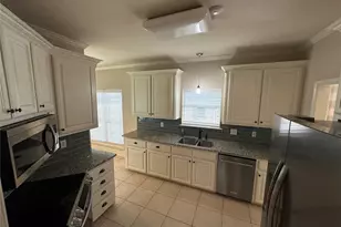 709 Clay Ln, Sherman, TX 75092 - Photo 7