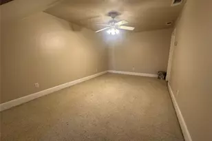 709 Clay Ln, Sherman, TX 75092 - Photo 17