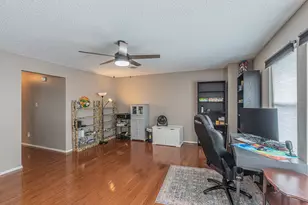 300 Creek Point Ln, Arlington, TX 76002 - Photo 31