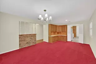 2105 Meadow Ln, Grand Prairie, TX 75050 - Photo 23