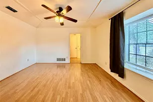 1416 Sandy Creek Dr, Denton, TX 76205 - Photo 11