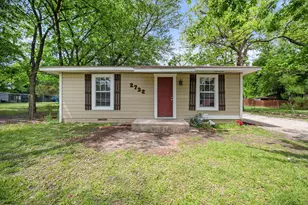 2732 W Collin St, Corsicana, TX 75110 - Photo 1