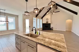 252 Harvard Ln, Springtown, TX 76082 - Photo 9