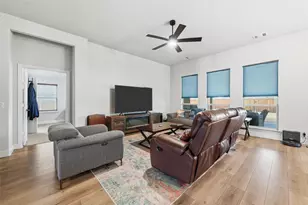 129 Fireberry Dr, Glenn Heights, TX 75154 - Photo 9