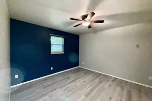 901 Gregory Ave, Bedford, TX 76022 - Photo 17