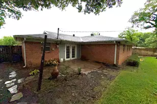 901 Gregory Ave, Bedford, TX 76022 - Photo 21