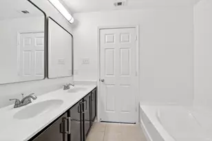 1800 Christopher Creek Dr, Little Elm, TX 75068 - Photo 11