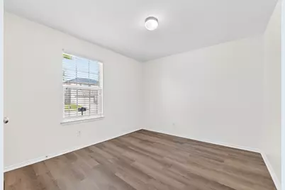 1800 Christopher Creek Drive, Little Elm, TX 75068 - Photo 5