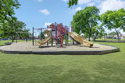 1800 Christopher Creek Drive, Little Elm, TX 75068 - Photo 31