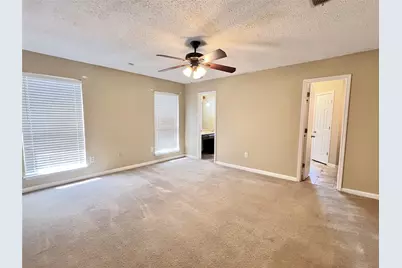 6206 Aires Drive, Arlington, TX 76001 - Photo 7