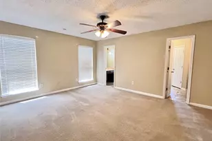 6206 Aires Dr, Arlington, TX 76001 - Photo 7