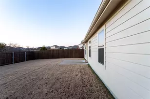 1009 Riverstone Trl, Princeton, TX 75407 - Photo 3