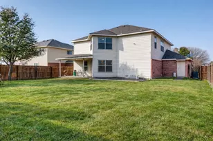 1628 Withers Way, Krum, TX 76249 - Photo 13