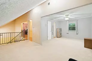 2009 Thousand Oaks Dr, Burleson, TX 76028 - Photo 21