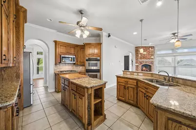 3721 S Lighthouse Hill Lane, Fort Worth, TX 76179 - Photo 11