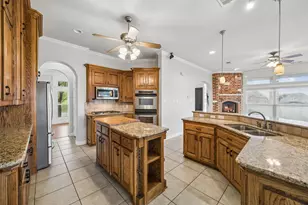 3721 S Lighthouse Hill Ln, Fort Worth, TX 76179 - Photo 11