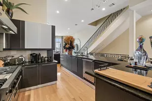 724 Grove St, Fort Worth, TX 76102 - Photo 9
