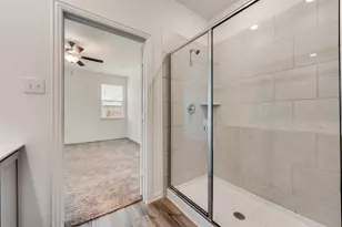 1833 Lake Grove Dr, Little Elm, TX 75068 - Photo 19