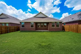 1833 Lake Grove Dr, Little Elm, TX 75068 - Photo 25