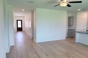 1833 Lake Grove Dr, Little Elm, TX 75068 - Photo 5