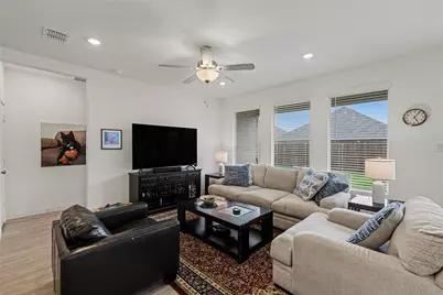 513 Hackney Drive, Princeton, TX 75407 - Photo 5