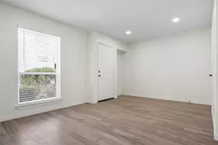 9818 Valley Meadow Pl, Dallas, TX 75220 - Photo 5