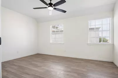 9818 Valley Meadow Place, Dallas, TX 75220 - Photo 21