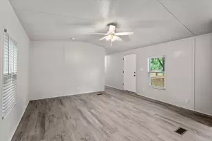 367 Box Rd, Gun Barrel City, TX 75156 - Photo 13