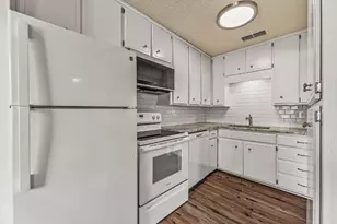 1361 W McNeill St, Stephenville, TX 76401 - Photo 3